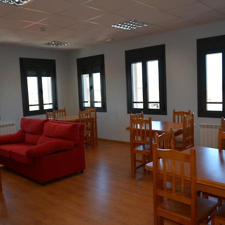 Albergue Villa Nava De La Asuncion Exterior foto